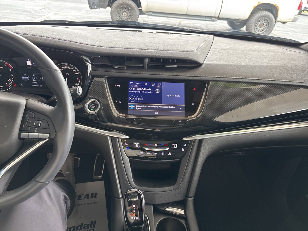 Used 2025 Cadillac XT6 Sport image 12