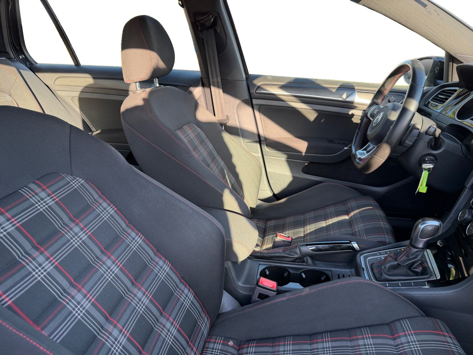 Used 2021 Volkswagen GTI S FWD image 15