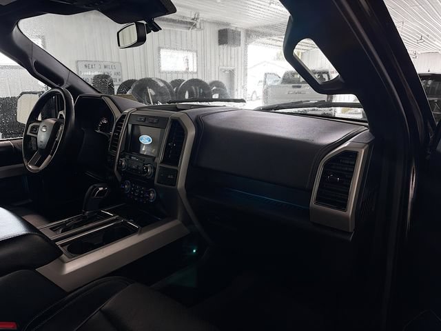 Used 2018 Ford F150 Lariat w/ Equipment Group 502A Luxury AWD/4WD image 12