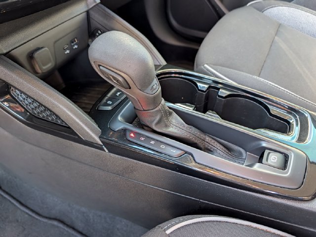Used 2024 Chevrolet TrailBlazer LT FWD image 24