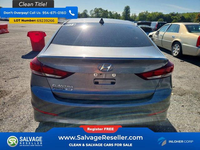 Used 2018 Hyundai Elantra SE w/ SE Connectivity Package 04 FWD image 8