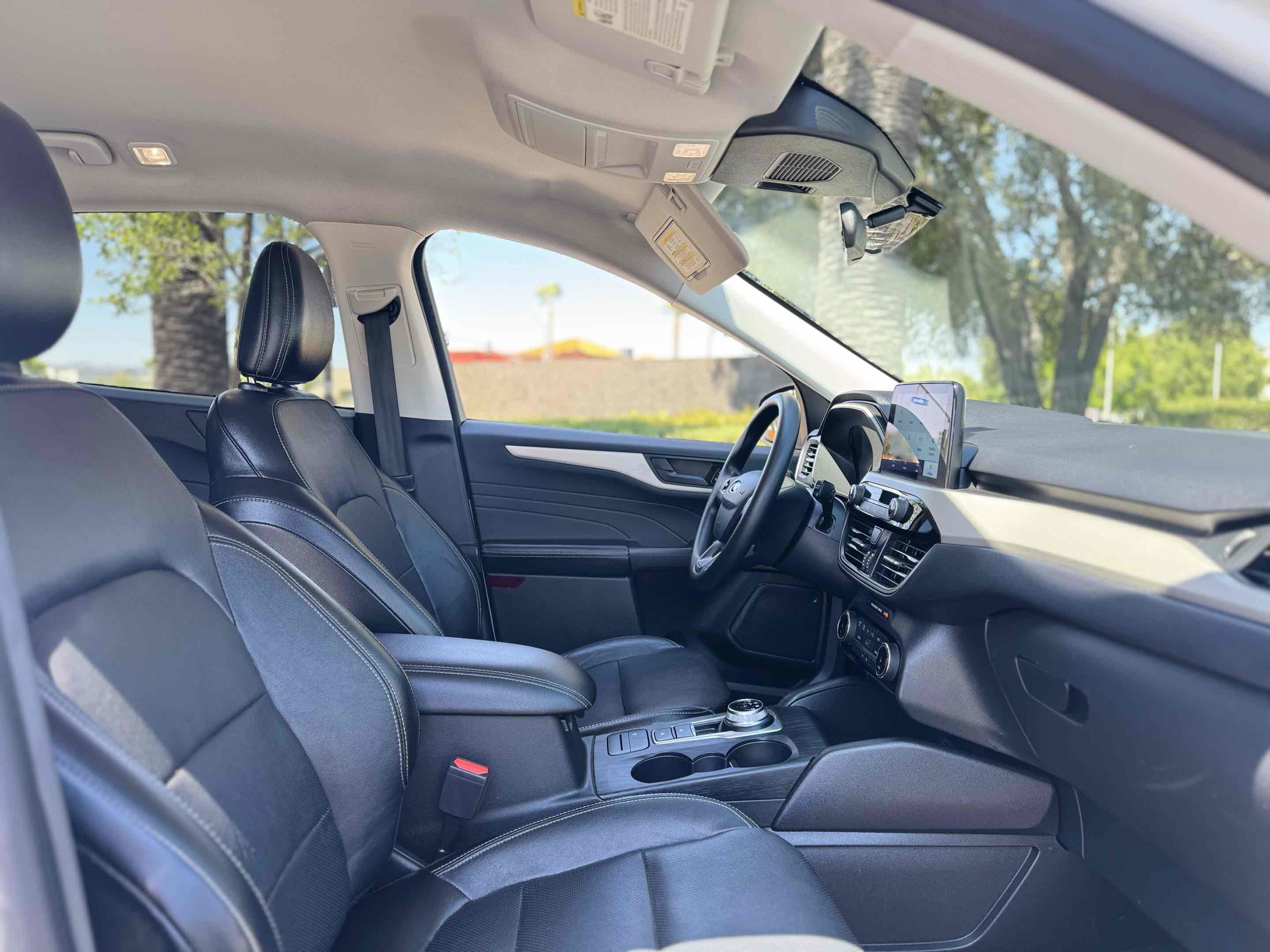 Used 2022 Ford Escape SE AWD/4WD image 7