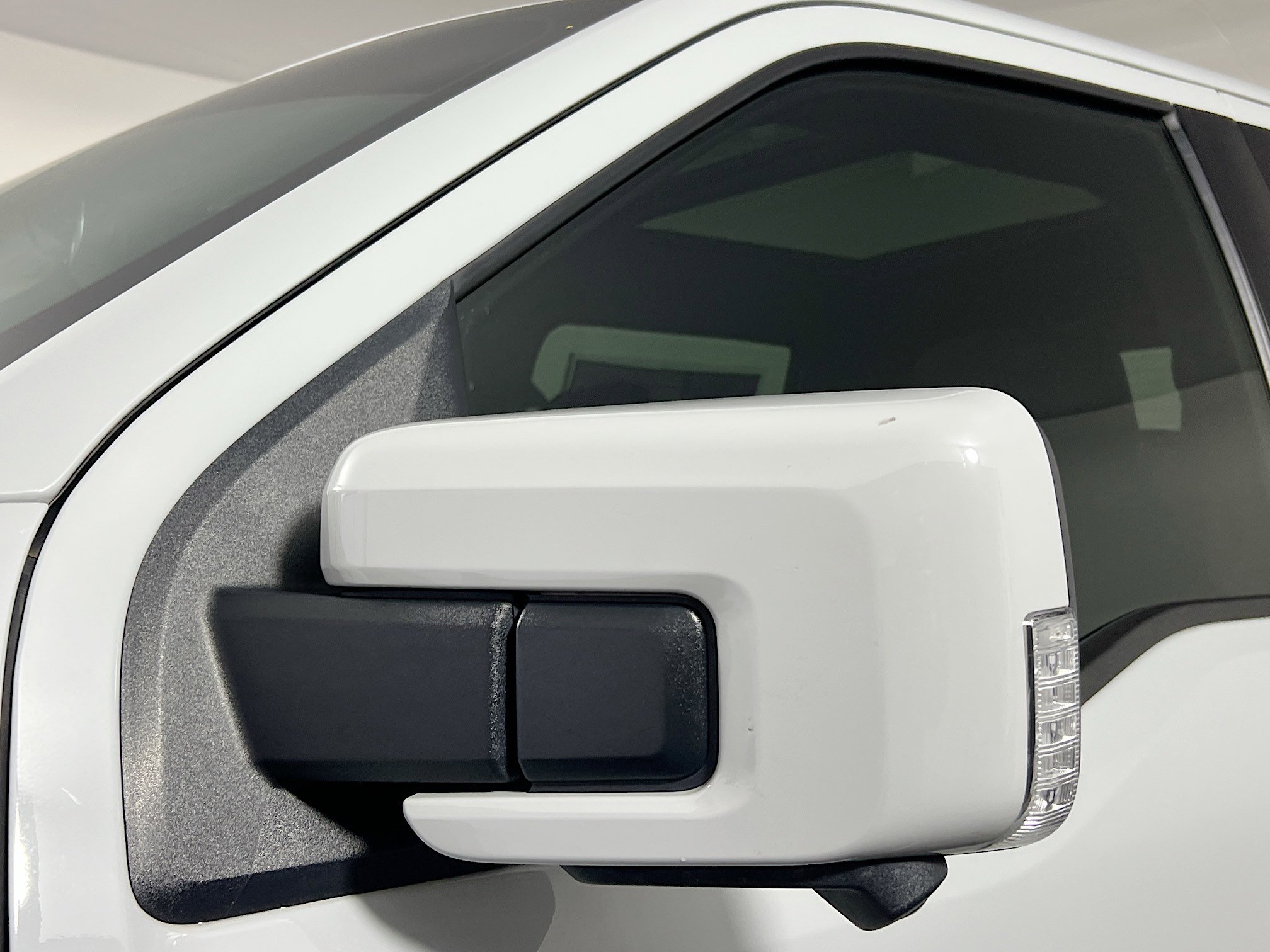 Used 2023 Ford F150 Raptor image 12