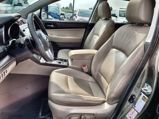 Used 2016 Subaru Outback 2.5i Limited AWD/4WD image 15