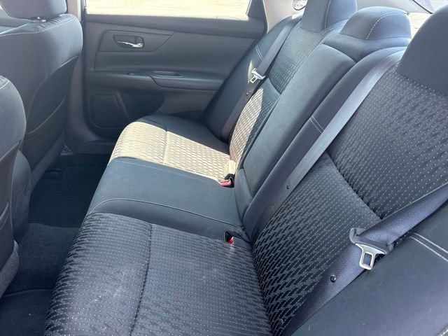 Used 2016 Nissan Altima 2.5 S w/ Power Driver Seat Package FWD image 14