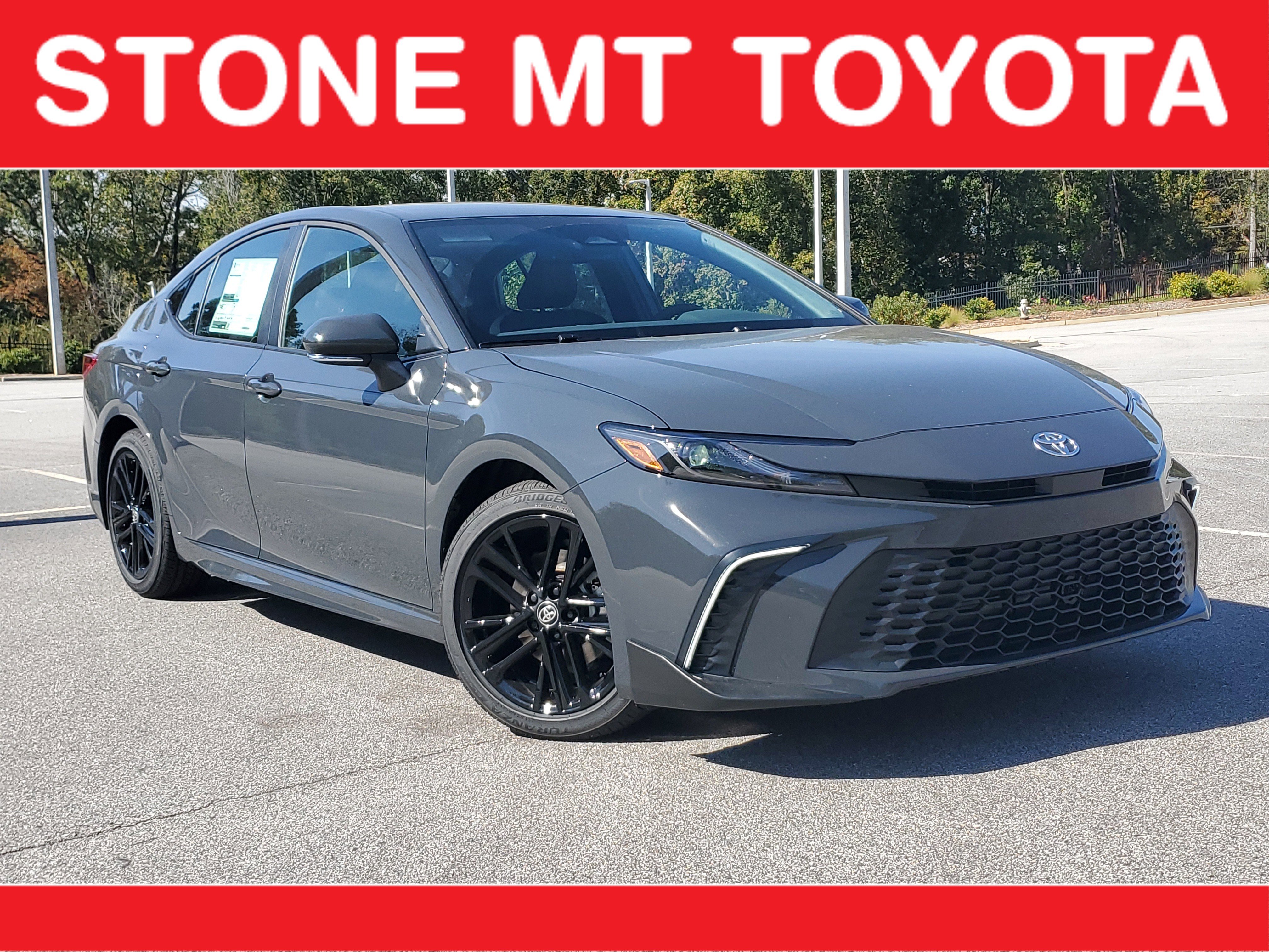 New 2026 Toyota Camry SE image 1