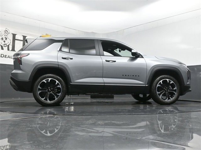 New 2026 Chevrolet Equinox LT w/ Safety and Technology Package image 31