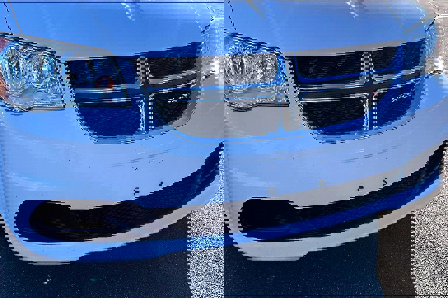 Used 2018 Dodge Grand Caravan SE w/ UConnect Hands-Free Group image 26