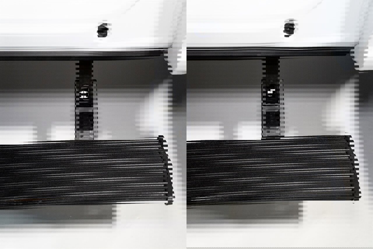 Used 2025 Ford F150 Raptor w/ Equipment Group 803A Raptor R image 21