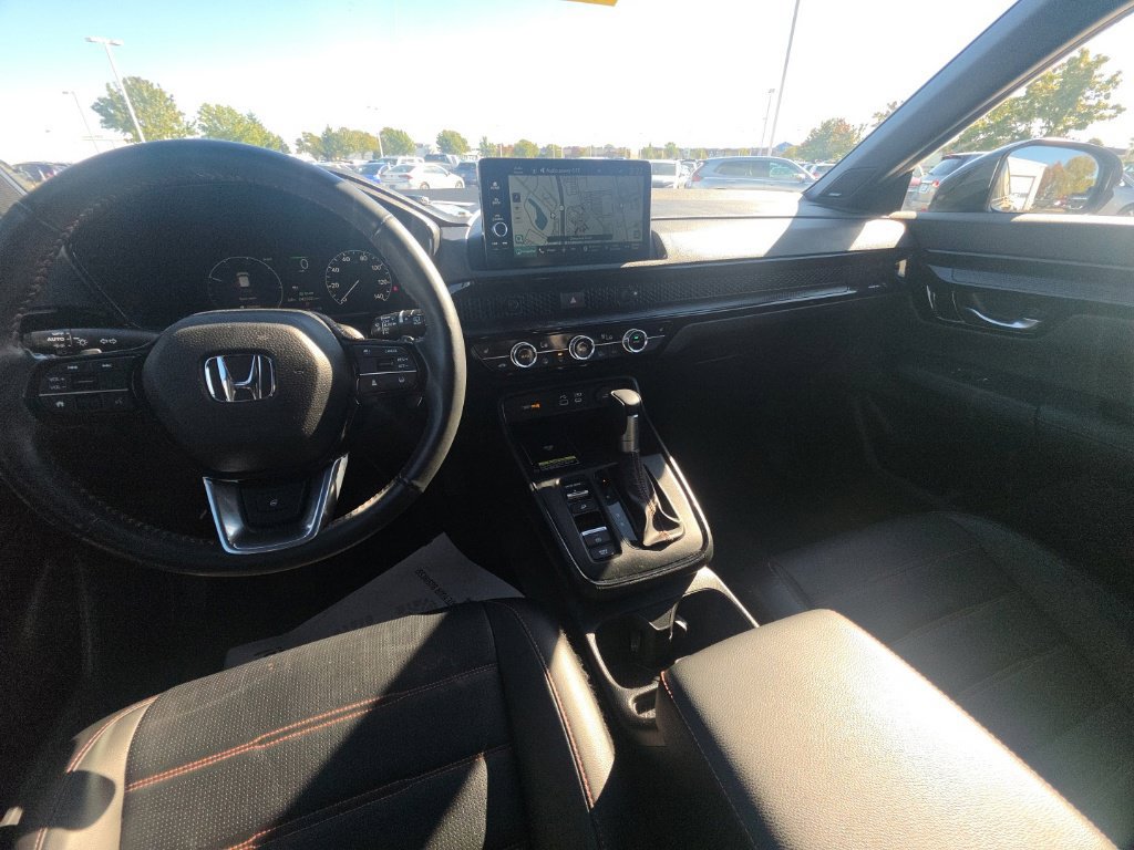Used 2025 Honda CR-V Sport Touring image 29