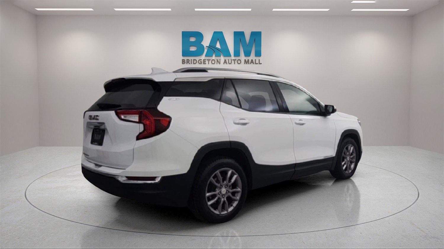 Used 2023 GMC Terrain SLT image 7