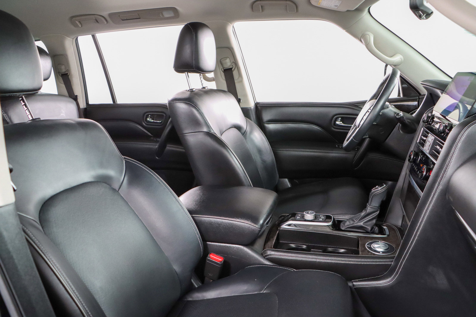 Used 2022 INFINITI QX80 Luxe w/ Cargo Package image 30