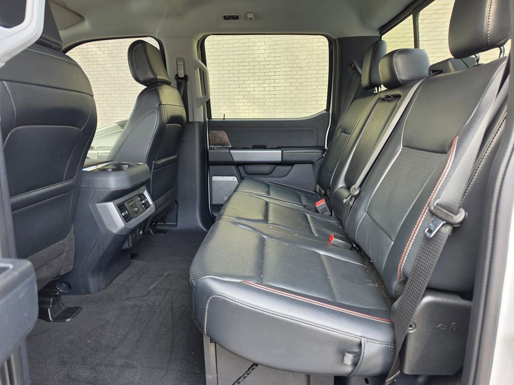 Used 2024 Ford F250 Lariat image 27