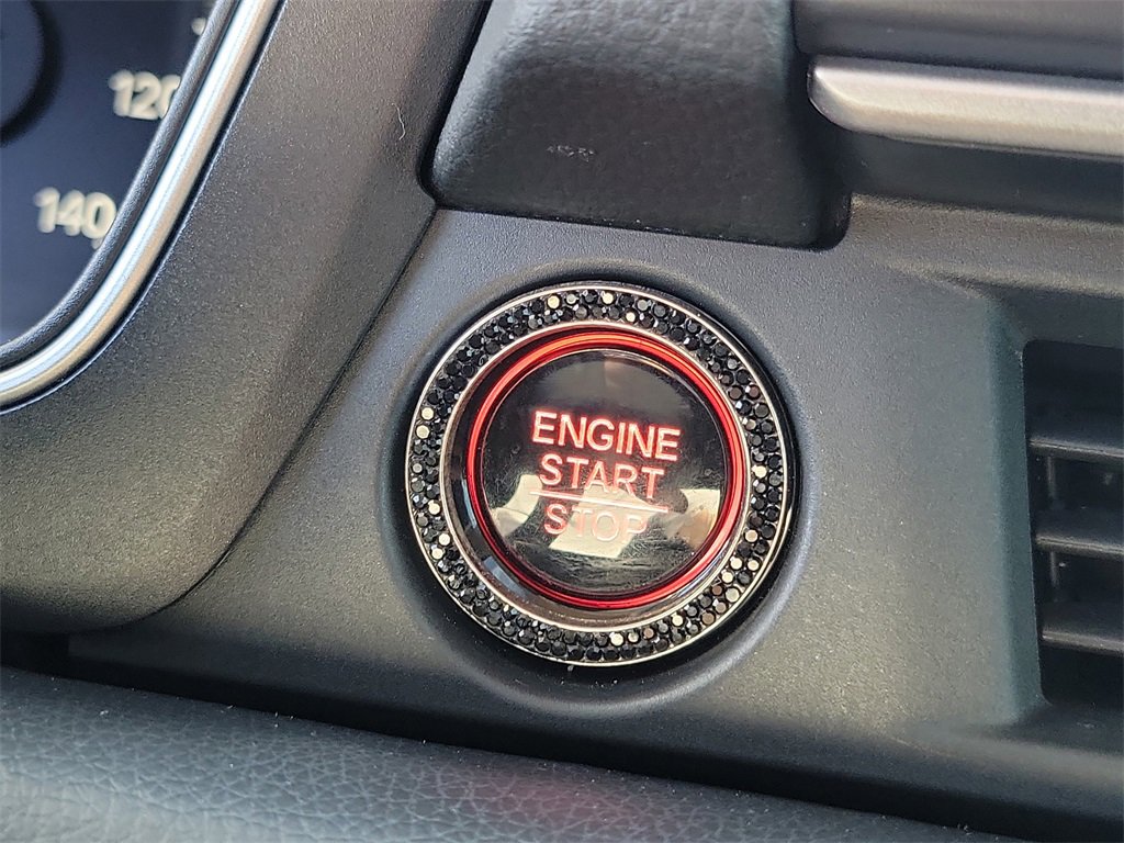 Used 2023 Honda Pilot Touring image 8