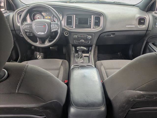 Used 2015 Dodge Charger SE w/ Sport Appearance Group image 16