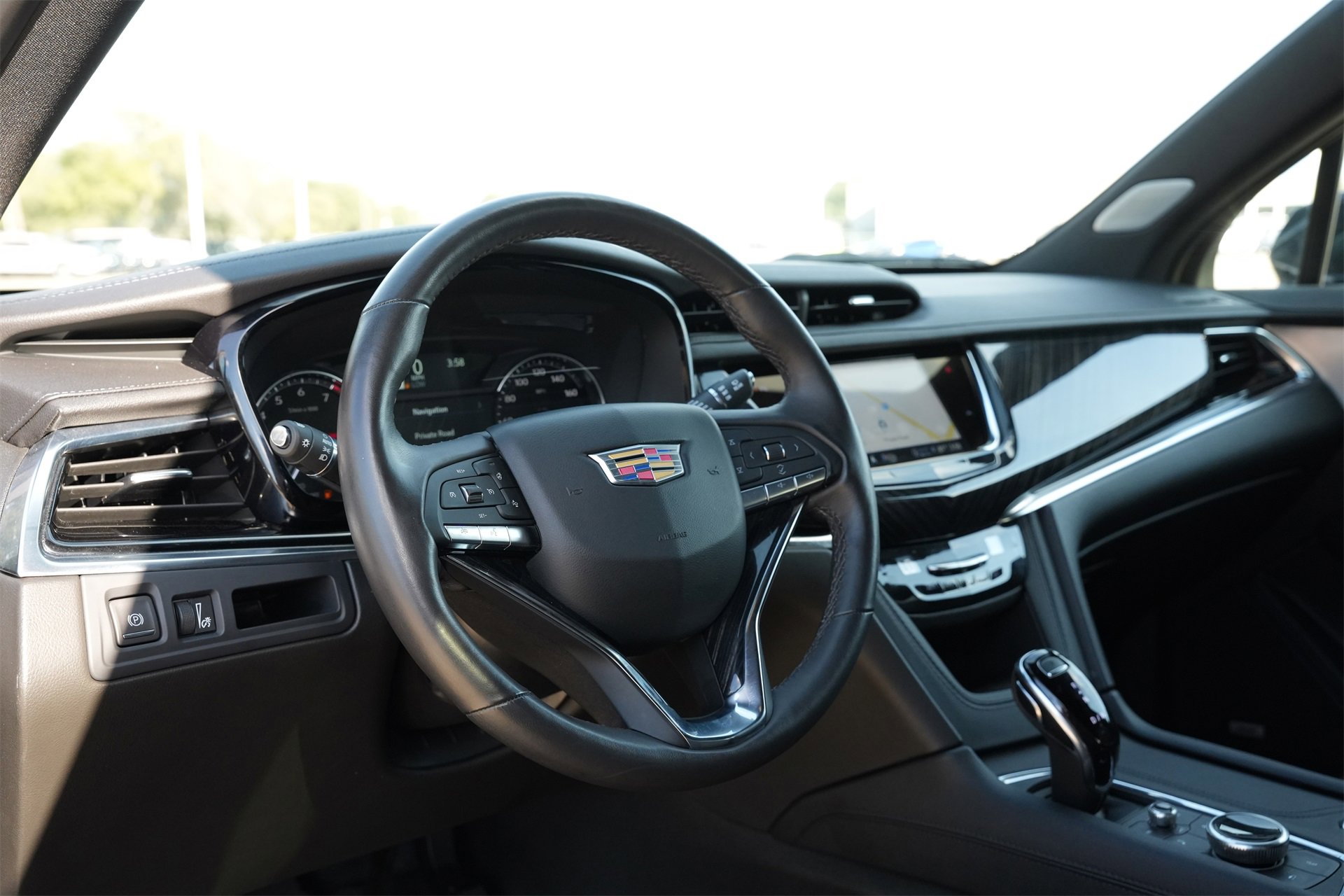 Certified 2025 Cadillac XT6 Premium Luxury image 17