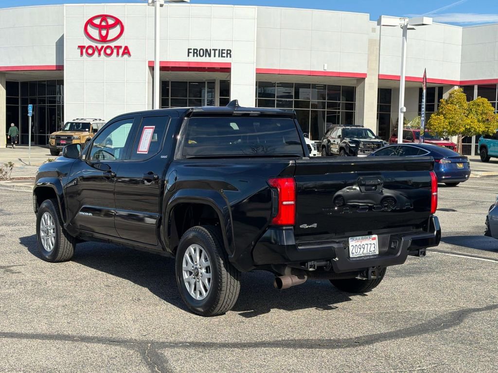 Certified 2025 Toyota Tacoma SR5 image 5