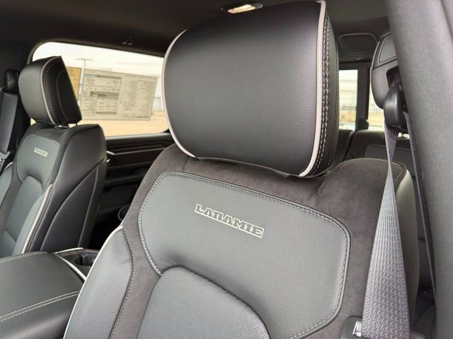 New 2025 RAM 1500 Laramie AWD/4WD image 27