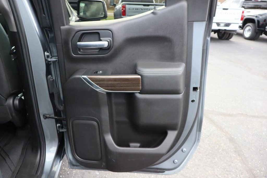 Used 2019 Chevrolet Silverado 1500 RST w/ All-Star Edition image 25