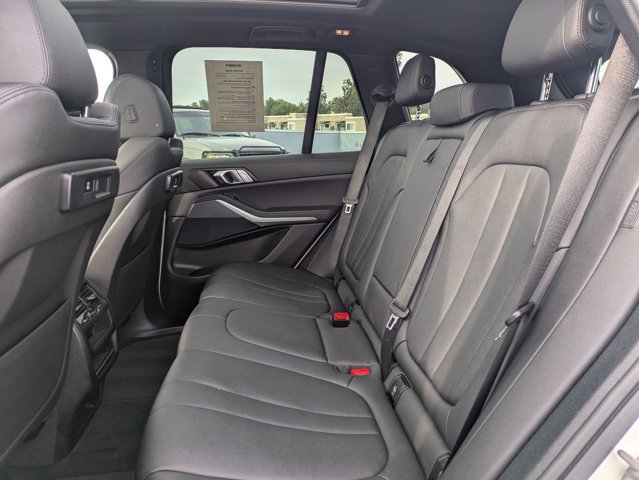 Used 2022 BMW X5 sDrive40i w/ Parking Assistance Package RWD image 20