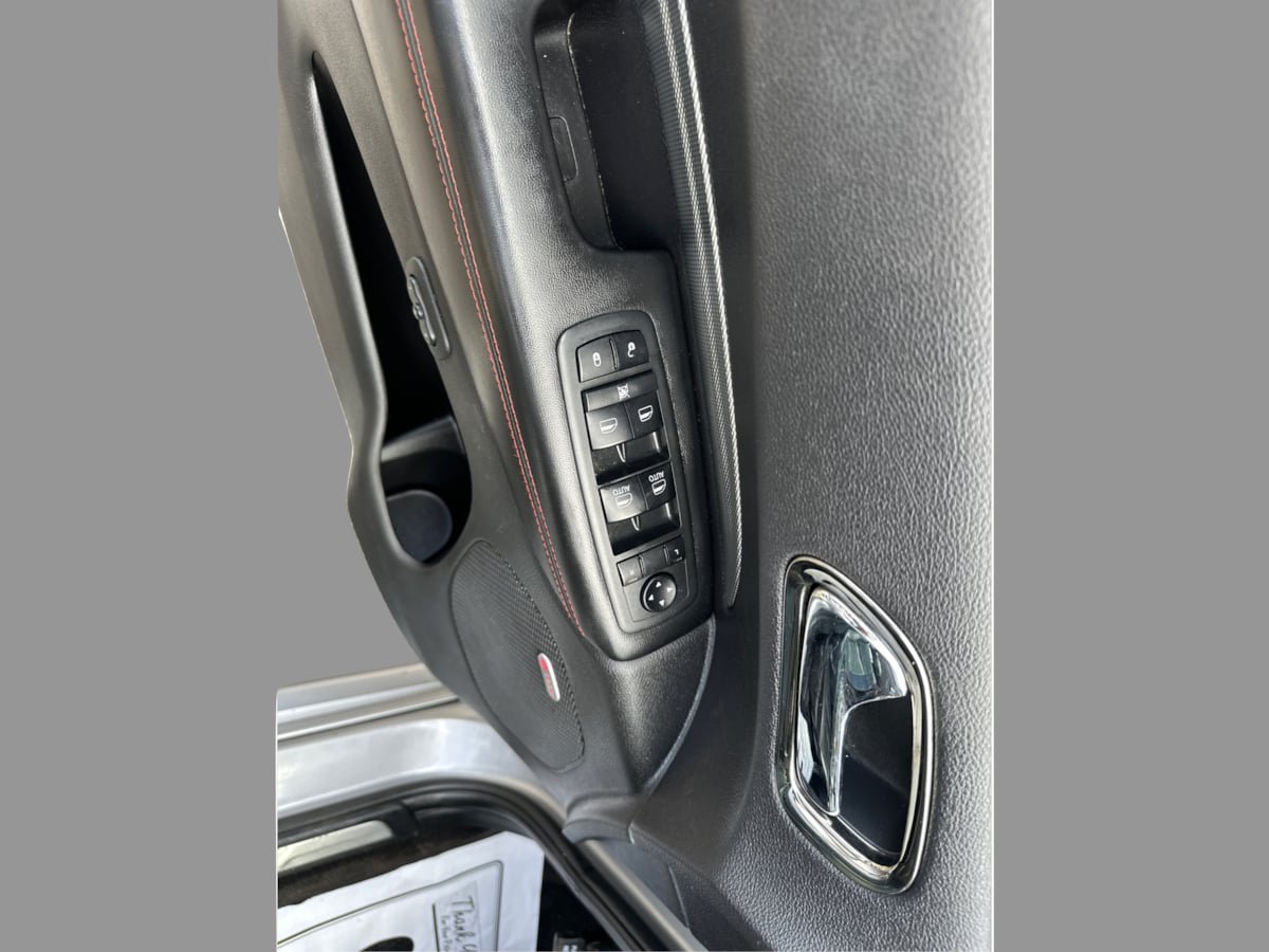 Used 2018 Dodge Durango GT w/ Premium Group AWD/4WD image 32