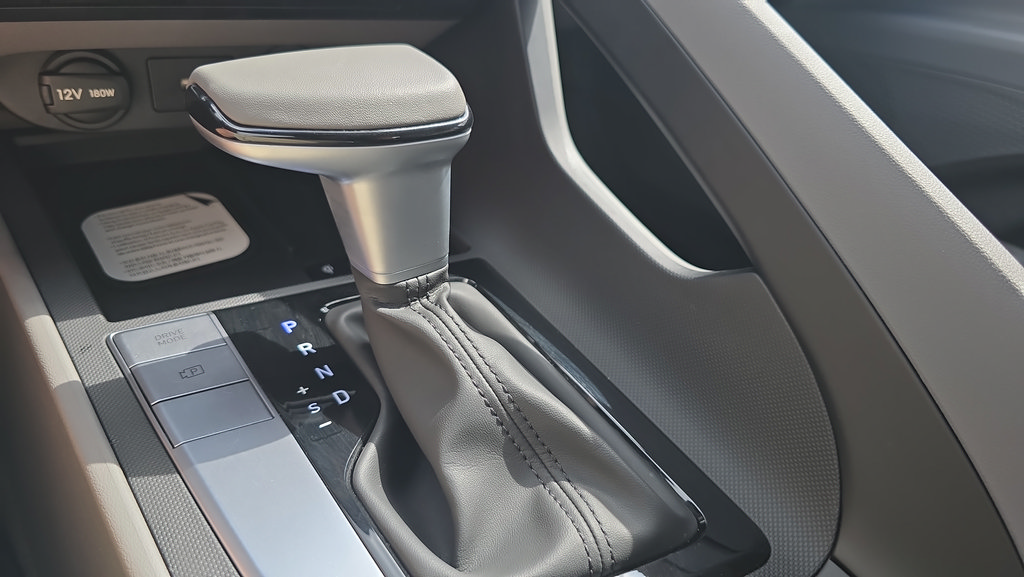 Certified 2026 Hyundai Elantra Sport FWD image 22