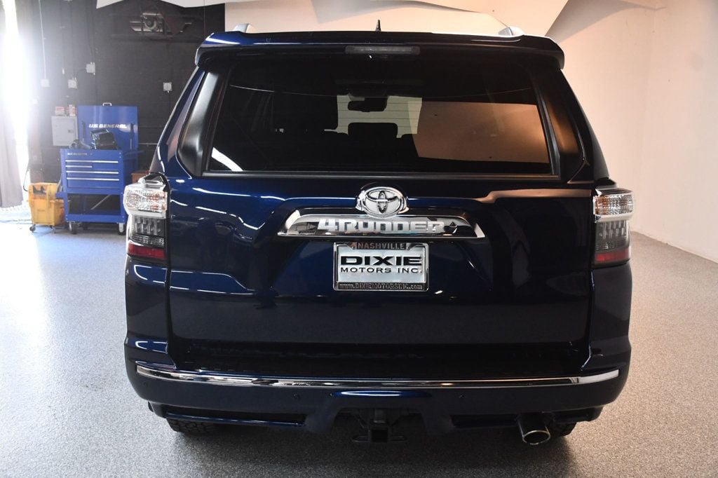 Used 2020 Toyota 4Runner Limited AWD/4WD image 15