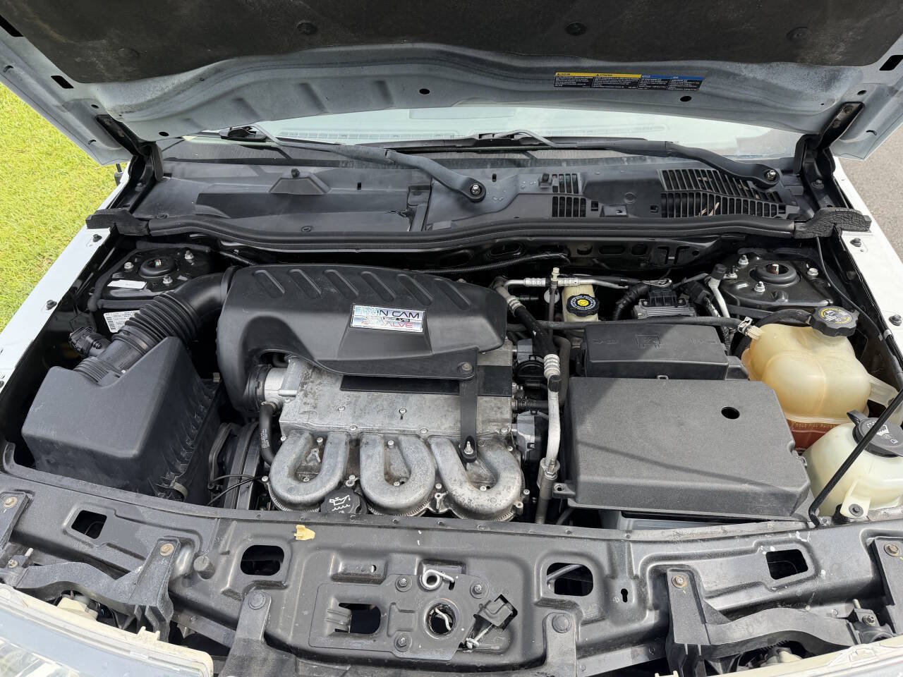 Used 2002 Saturn Vue AWD V6 image 19