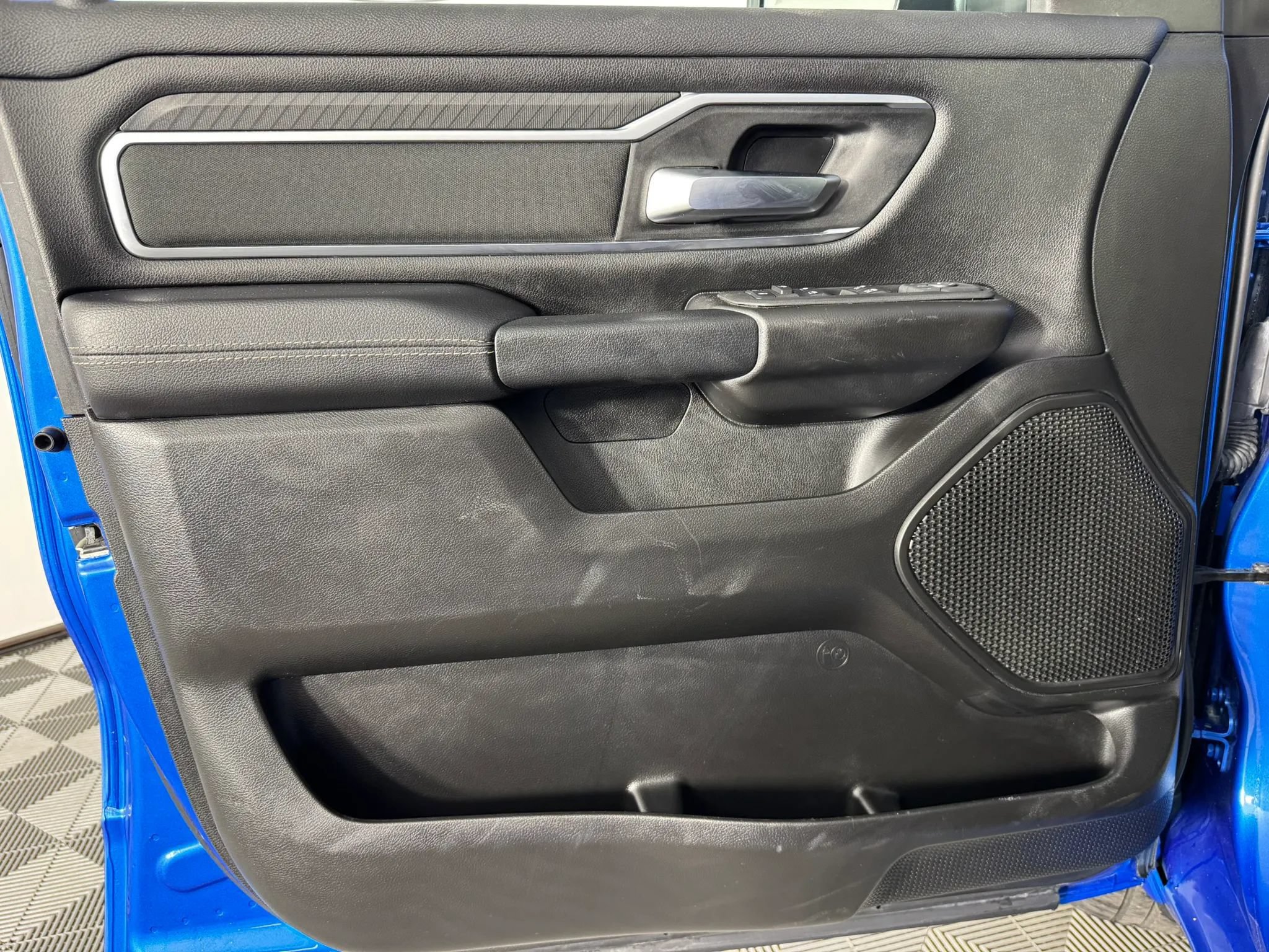 Used 2025 RAM 1500 Big Horn AWD/4WD image 36