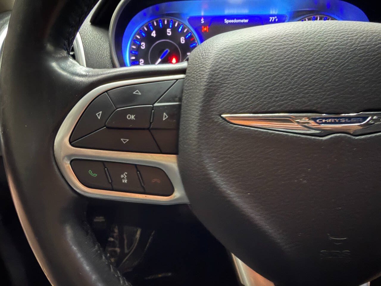 Used 2020 Chrysler 300 Touring w/ Sport Appearance Package AWD/4WD image 23