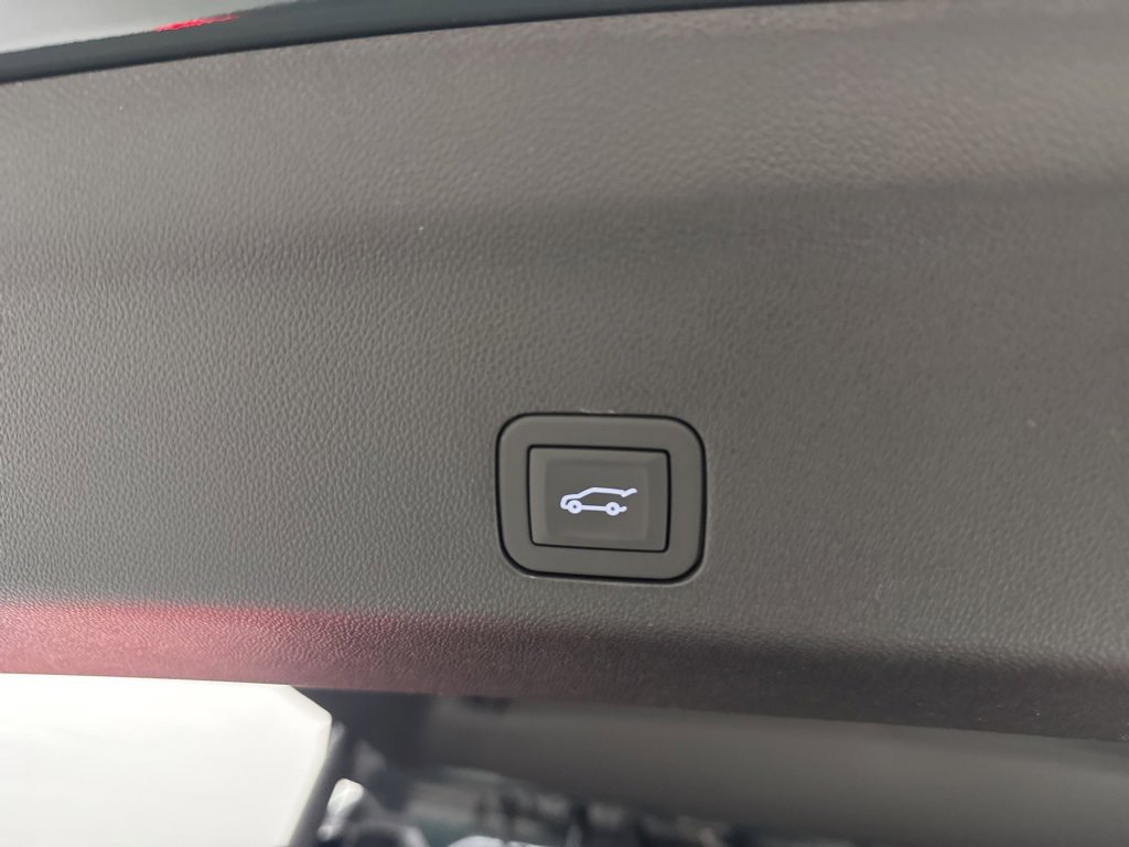 New 2026 GMC Yukon AT4 image 10