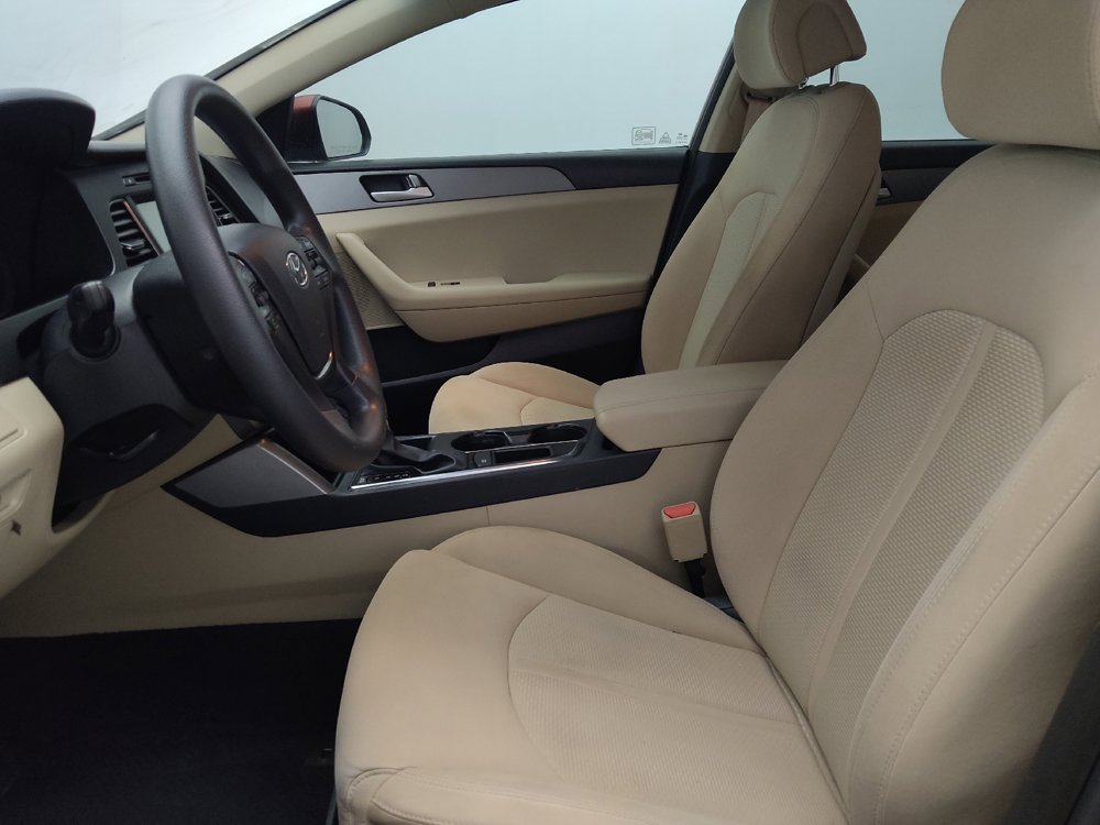 Used 2016 Hyundai Sonata SE FWD image 17