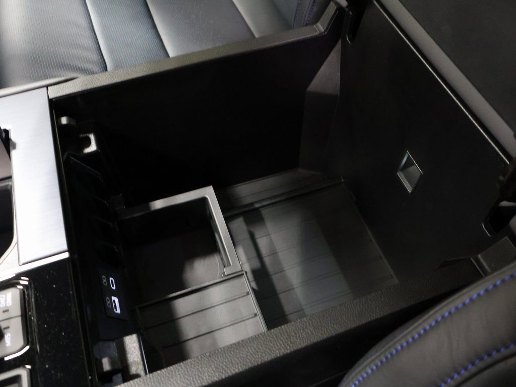 New 2025 Toyota Tundra Platinum image 27