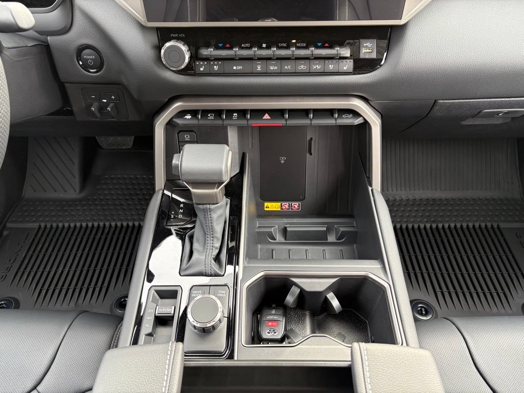 New 2026 Toyota Tundra Limited AWD/4WD image 25