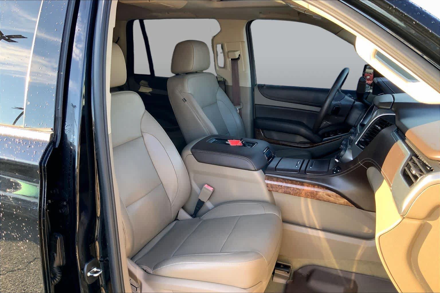 Used 2017 Chevrolet Tahoe Premier RWD image 9