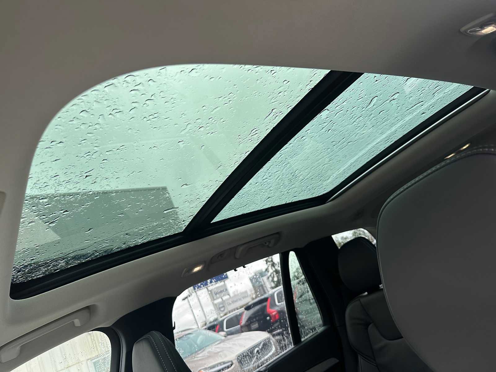 Used 2025 Volvo XC90 B6 Ultra w/ Protection Package Premier image 24