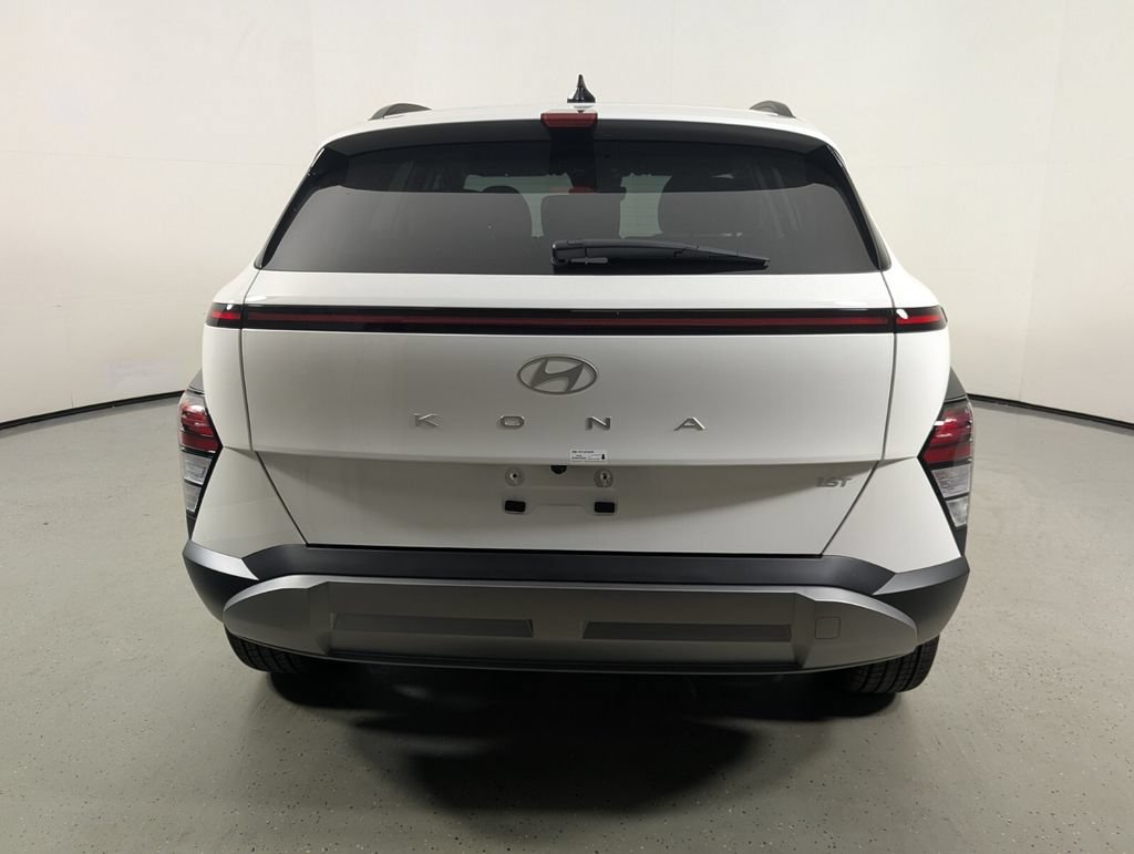 New 2026 Hyundai Kona SEL Premium FWD image 6