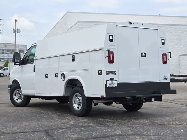 New 2026 Chevrolet Express 3500 w/ Power Convenience Package RWD image 11