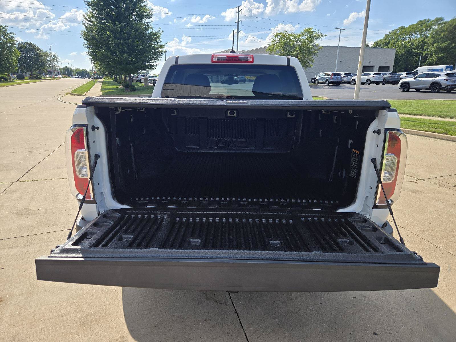 Used 2021 GMC Canyon Elevation Standard w/ Convenience Package RWD image 9