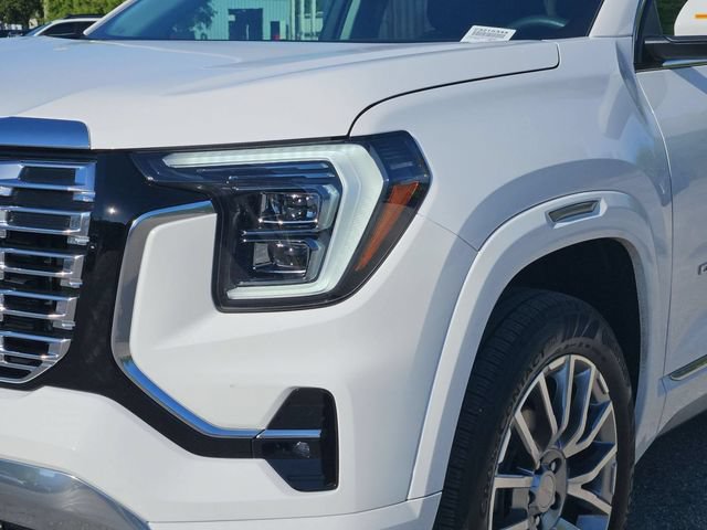 Used 2026 GMC Terrain Denali AWD/4WD image 10