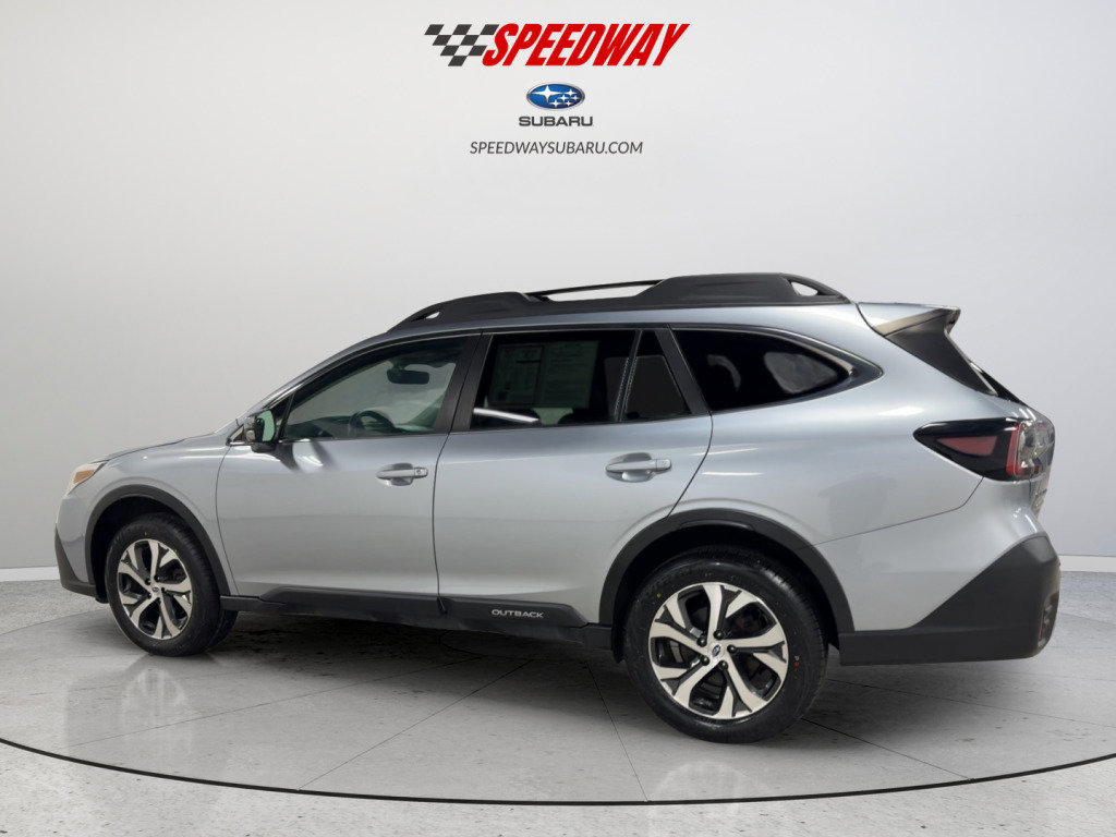 Used 2021 Subaru Outback Limited image 6