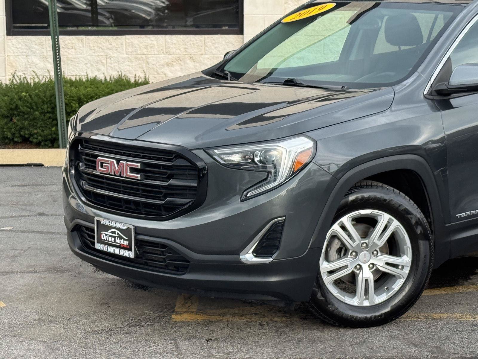 Used 2019 GMC Terrain SLE w/ Driver Convenience Package FWD image 5