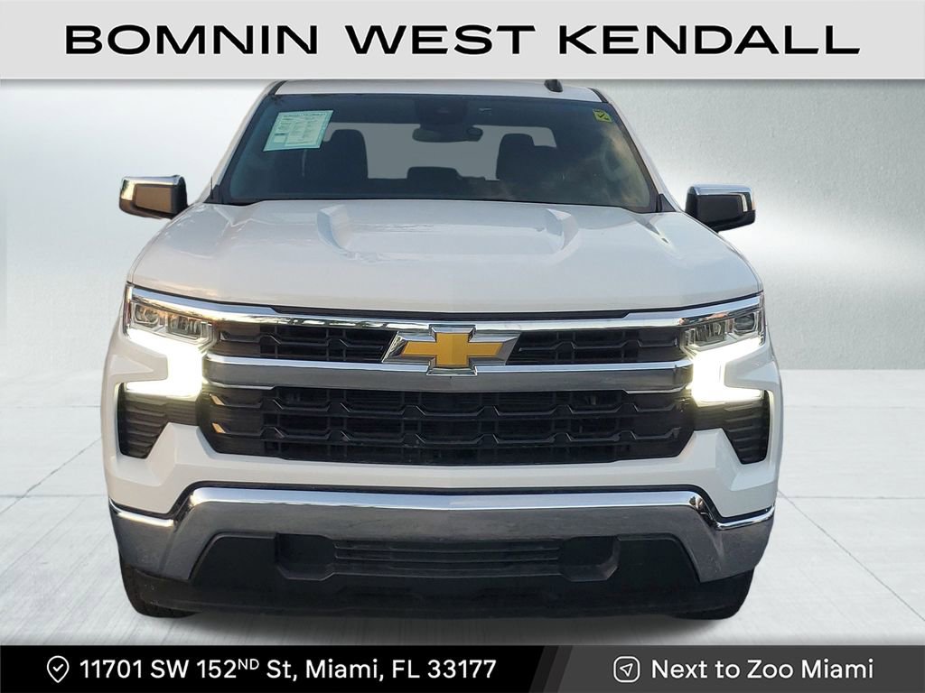 Used 2024 Chevrolet Silverado 1500 LT image 2