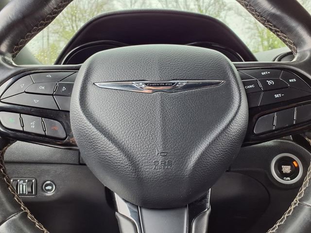 Used 2020 Chrysler 300 S RWD image 16