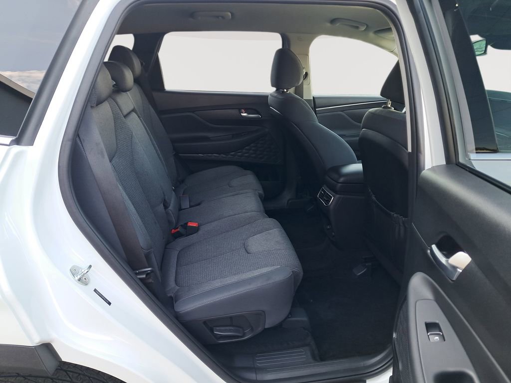 Used 2023 Hyundai Santa Fe SEL image 16
