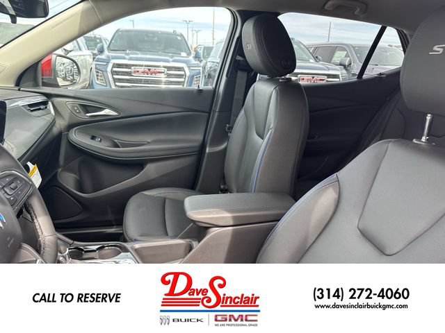 New 2026 Buick Encore GX Sport Touring w/ Advanced Technology Package FWD image 11
