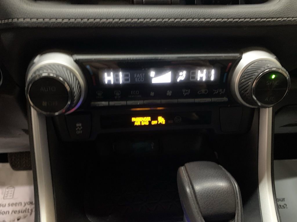 Used 2021 Toyota RAV4 XLE image 22