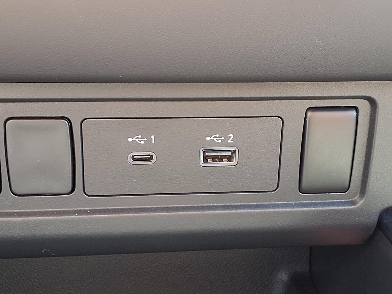 Used 2024 Nissan Frontier Pro-X RWD image 5