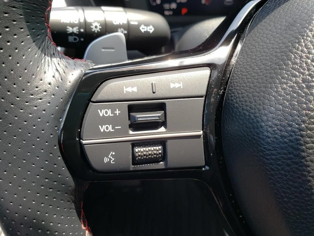 Certified 2025 Acura ADX A-Spec AWD/4WD image 16