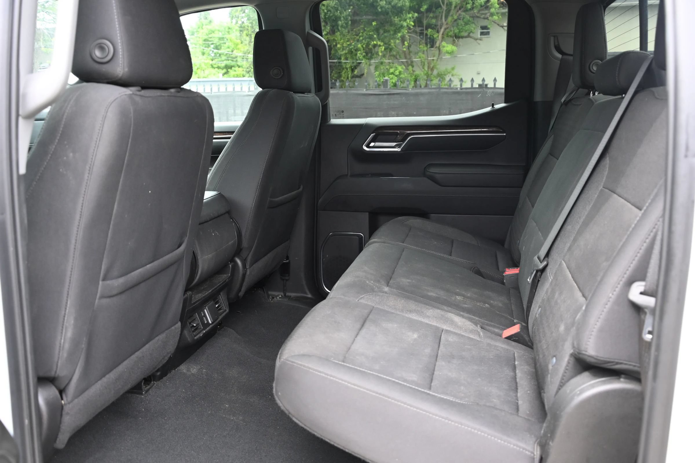 Used 2024 GMC Sierra 1500 SLE w/ Preferred Package RWD image 14
